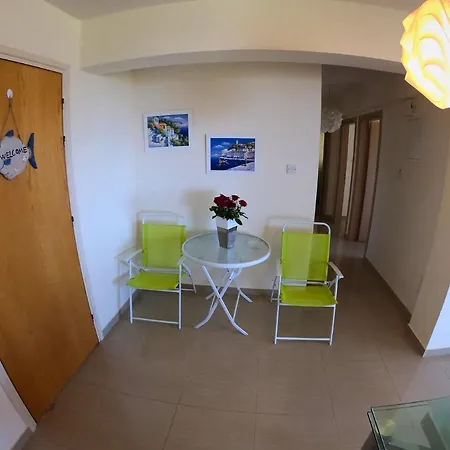 3m Spacious Apt With Pool And Sea Views, Kapparis Паралимни