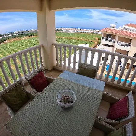 Apartment 3m Spacious Apt With Pool And Sea Views, Kapparis